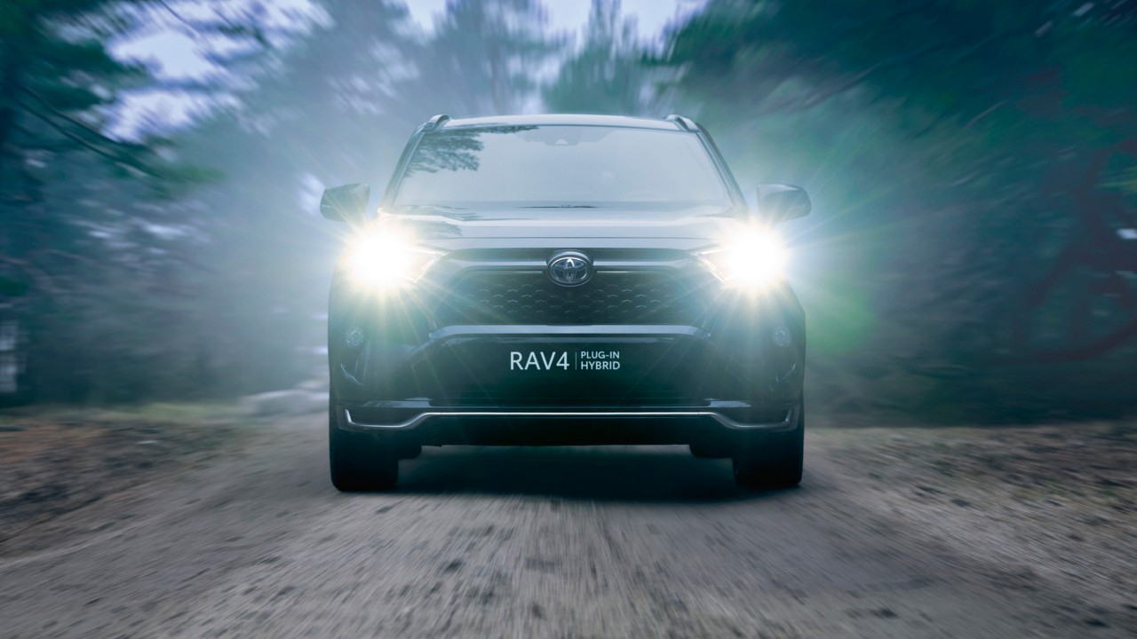 rav4-plugin-photo1