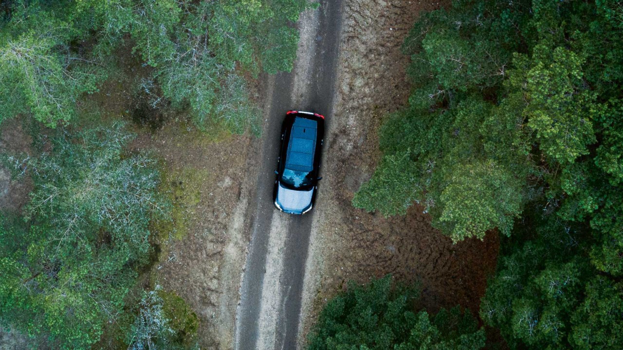 rav4-plugin-photo3