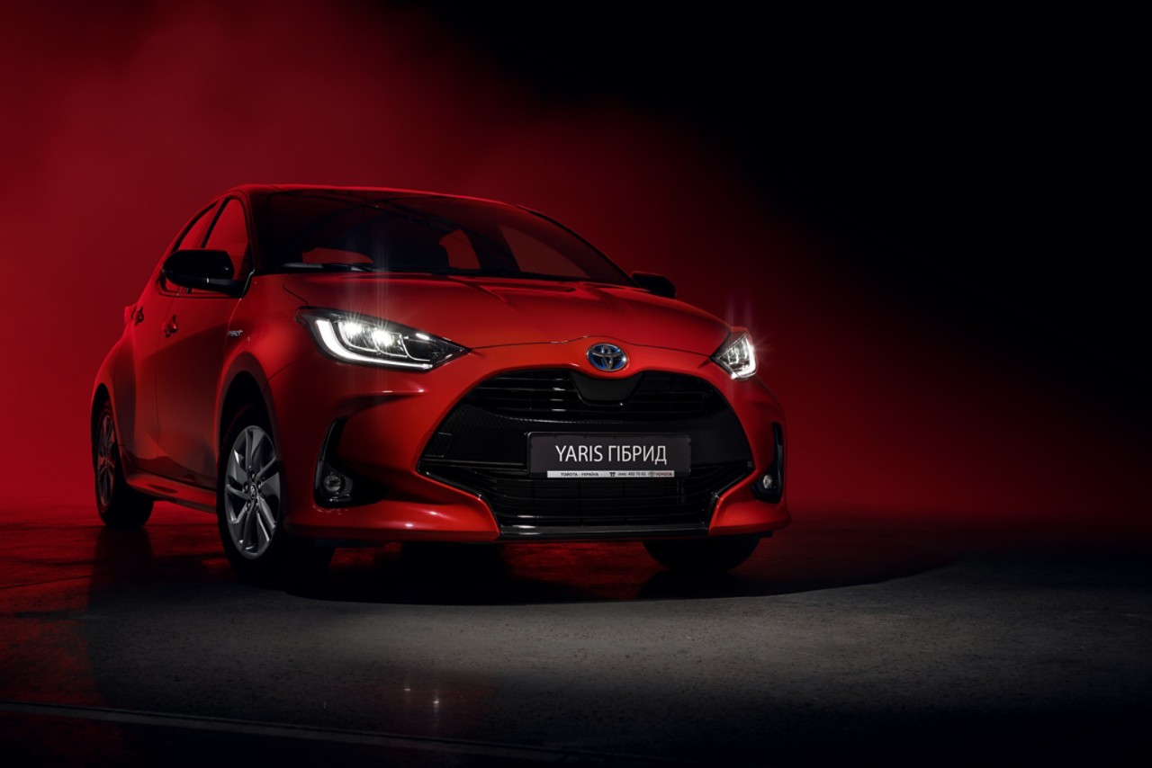 Yaris Exterior image2