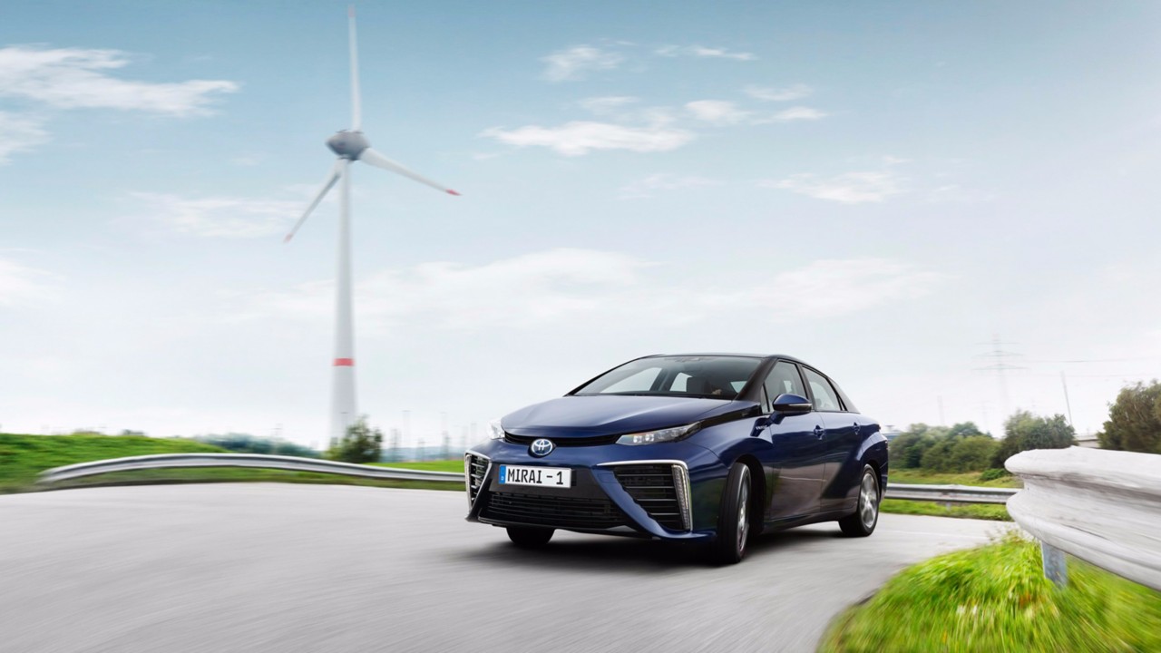 toyota mirai