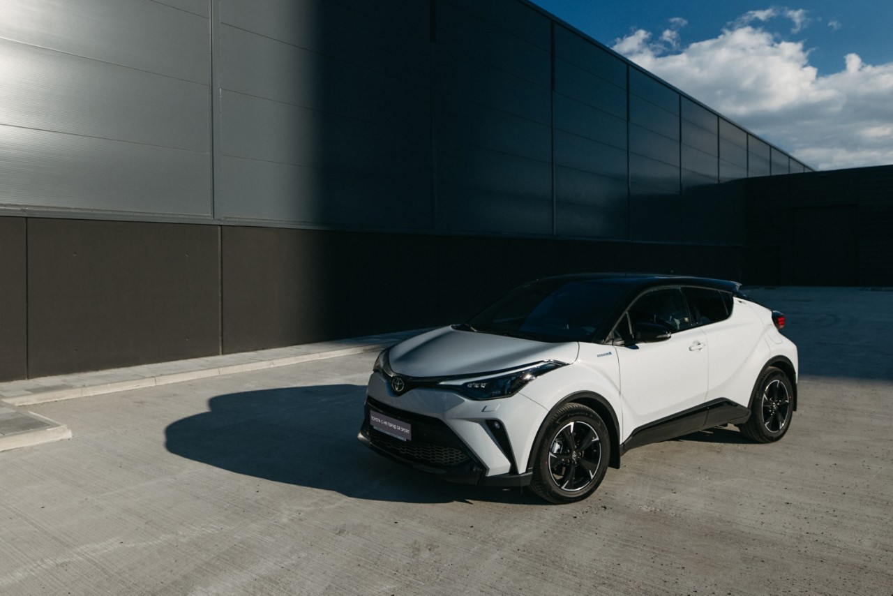 c-hr-gallery-image1