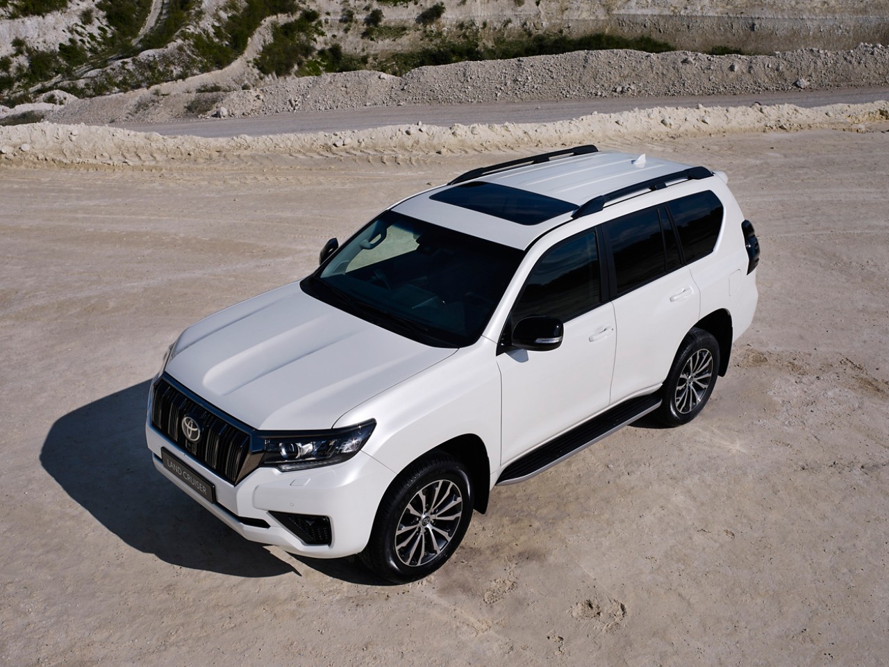 land-cruiser-prado gallery image9